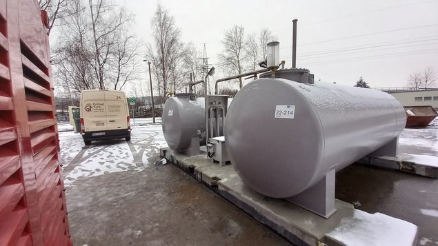 GGB mit Umschaltverteiler für 2 Tanks