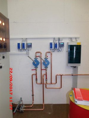 Steuerung & Überwachungsgeräte Anbindung der Kraftstoffversorgungsanlage der Notstromanlage an die vorhandenen Heizölbehälter 